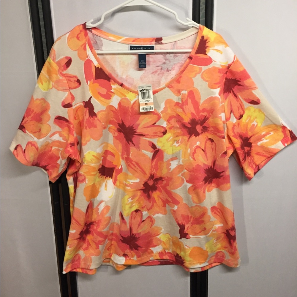 NWT Karen Scott SZ 2X White & Yellow Floral Top